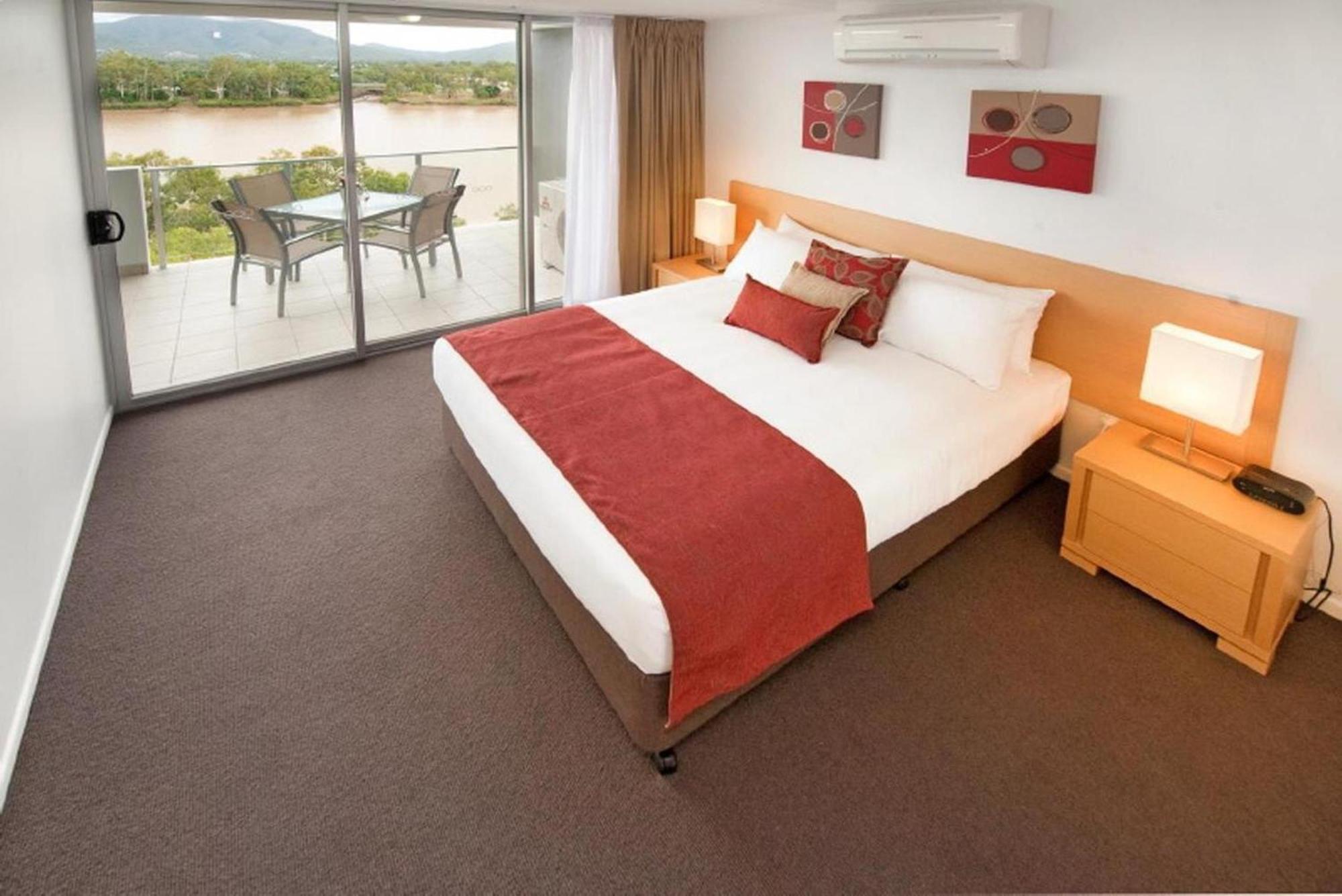 Edge Apartment Hotel Rockhampton Eksteriør bilde